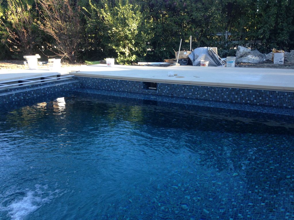 Best Swimming Pool Tiles Pros And Cons - Fujiwa Tiles