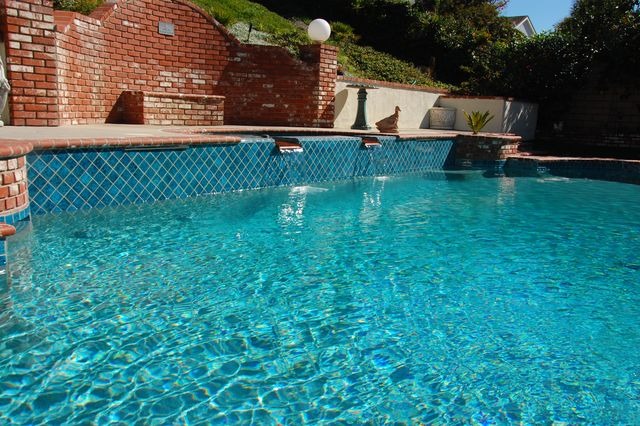 5 Creative Ideas for Pool Renovation That Will Leave You Breathless